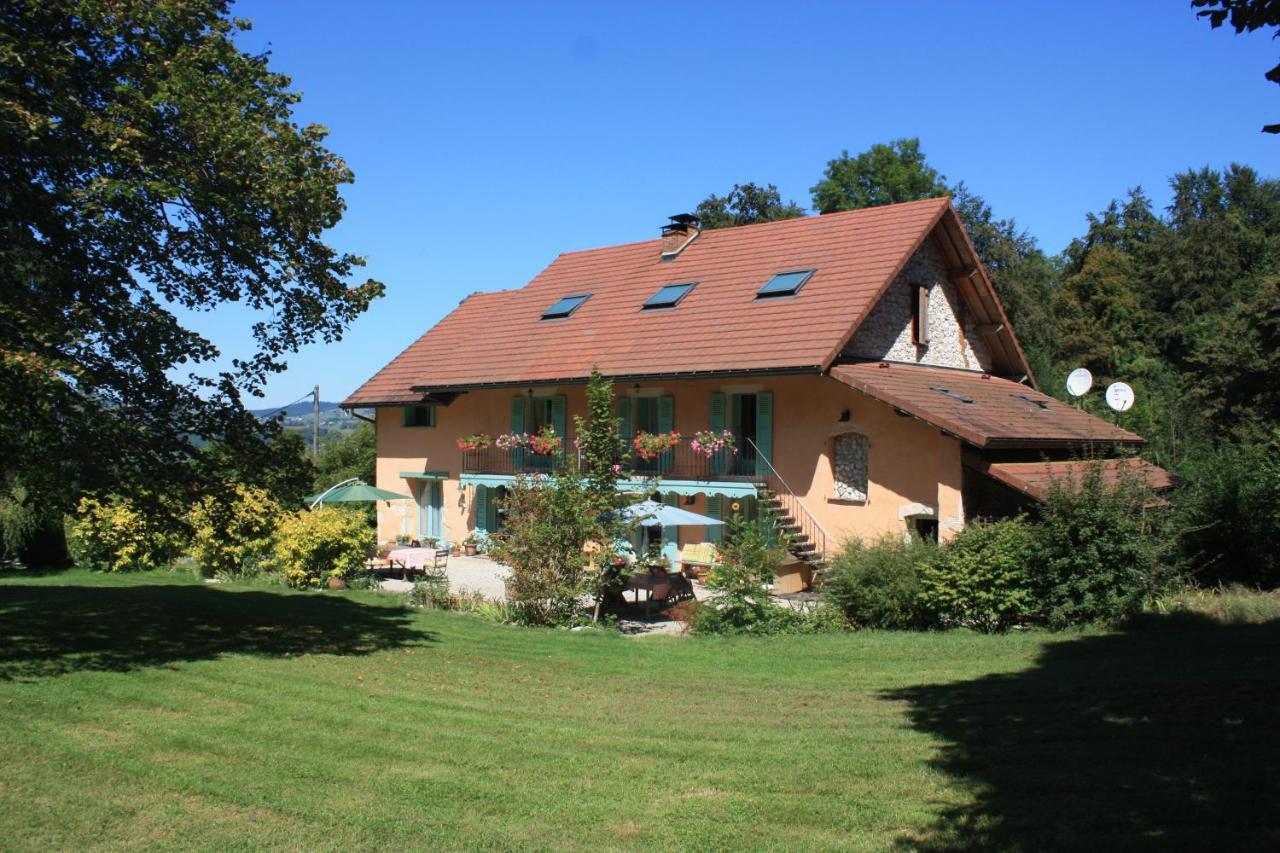 La Clairiere Du Moulin Bed and Breakfast Lepin-le-Lac Exteriör bild